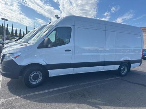 2024 Mercedes-Benz Sprinter 2500 High Roof