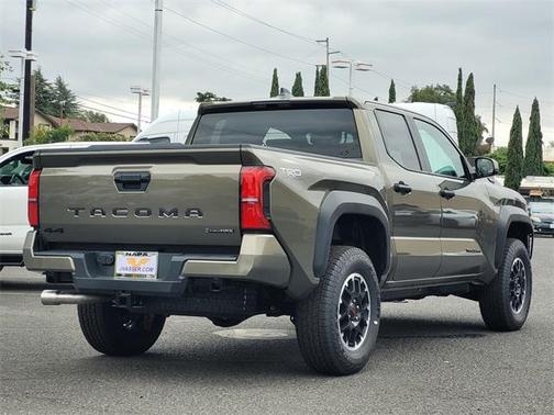 2025 Toyota Tacoma TRD Off Road