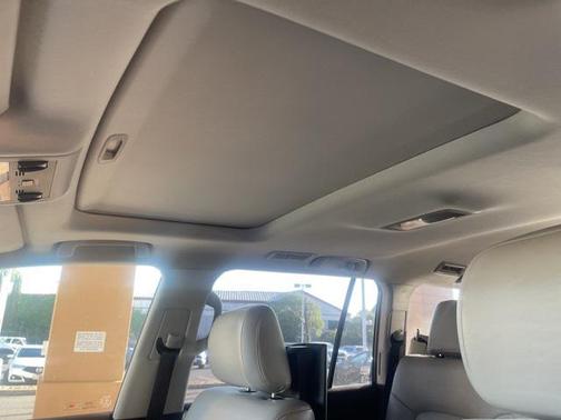 2017 Toyota Land Cruiser Base