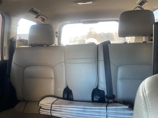 2017 Toyota Land Cruiser Base