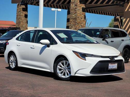 Ice Cap 2023 Toyota Corolla LE