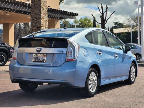 2013 Toyota Prius Plug-in Advanced