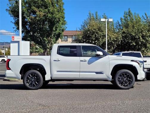 2026 Toyota Tundra Hybrid Platinum
