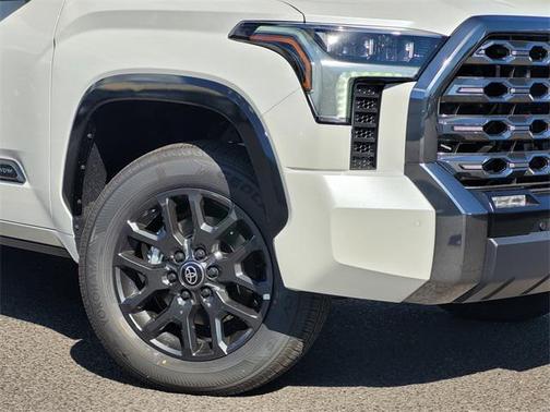 2026 Toyota Tundra Hybrid Platinum