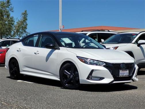 2022 Nissan Sentra SR