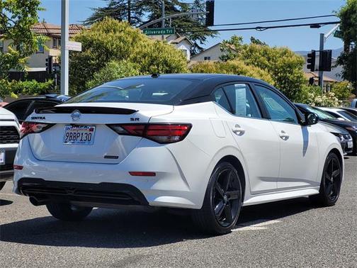 2022 Nissan Sentra SR