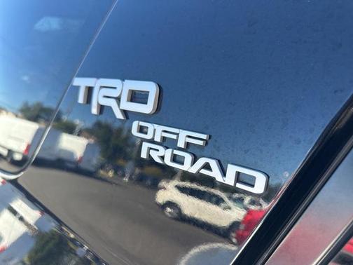 2024 Toyota 4Runner TRD Off Road