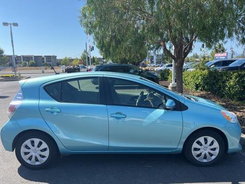 2013 Toyota Prius c Two