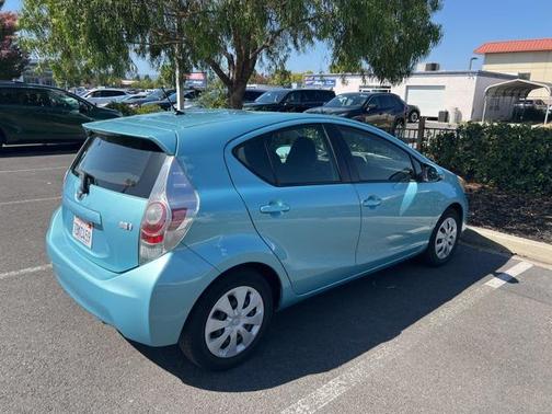 2013 Toyota Prius c Two