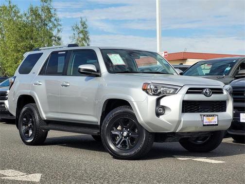 2024 Toyota 4Runner SR5