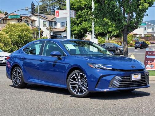 2025 Toyota Camry XLE