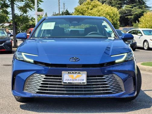 2025 Toyota Camry XLE
