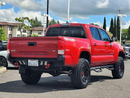 Barcelona Red Metallic 2017 Toyota Tacoma SR5