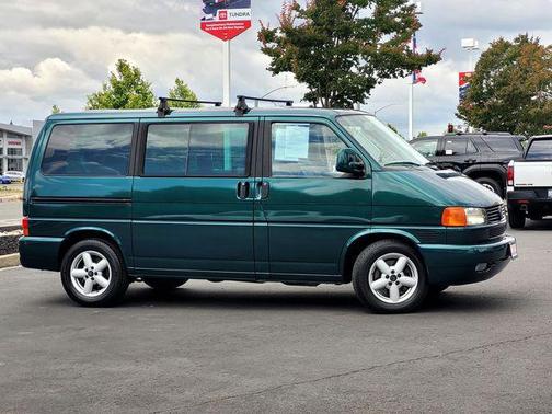 Green 2003 Volkswagen Eurovan MV