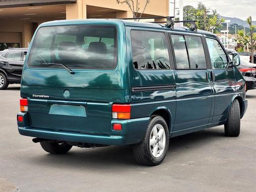 Green 2003 Volkswagen Eurovan MV