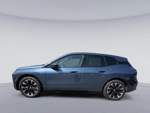 2026 BMW iX xDrive45