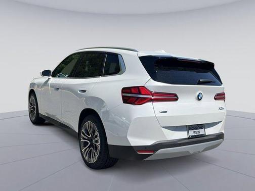 Mineral White Metallic 2026 BMW X3 30 xDrive