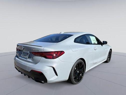 2026 BMW M440 i xDrive