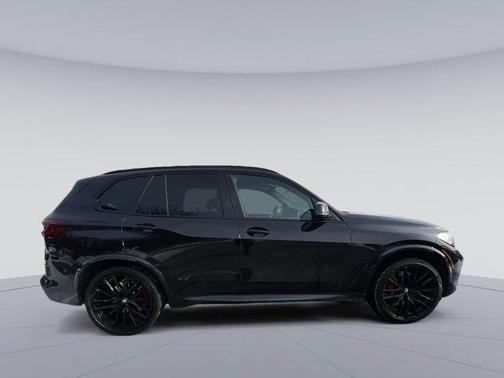 2023 BMW X5 M50i