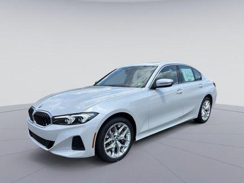 Mineral White Metallic 2025 BMW 330 i xDrive