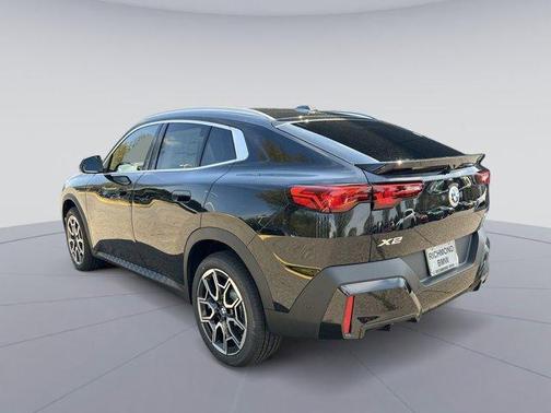 2025 BMW X2 xDrive28i