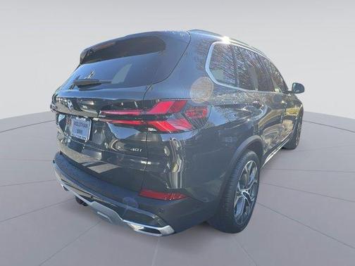 Gray Metallic 2026 BMW X5 xDrive40i