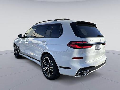 2026 BMW X7 xDrive40i