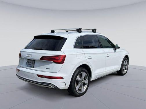 2023 Audi Q5 40 Premium Plus