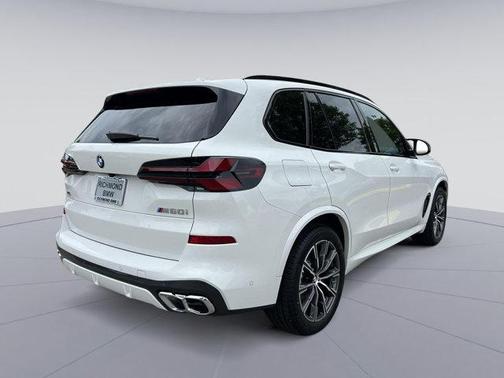 2025 BMW X5 M60i