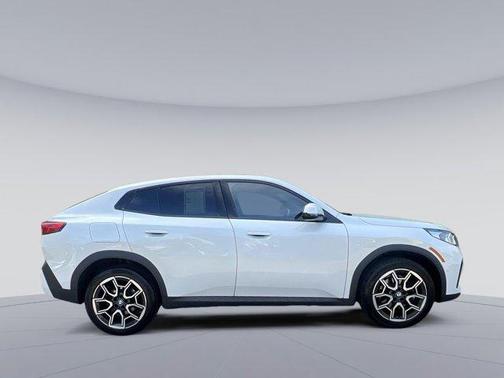 2024 BMW X2 xDrive28i