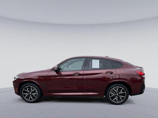2025 BMW X4 xDrive30i