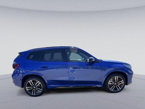 Portimao Blue Metallic 2026 BMW X1 xDrive28i