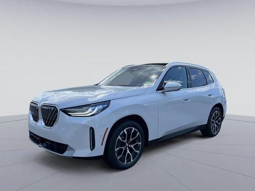 Mineral White Metallic 2026 BMW X3 30 xDrive