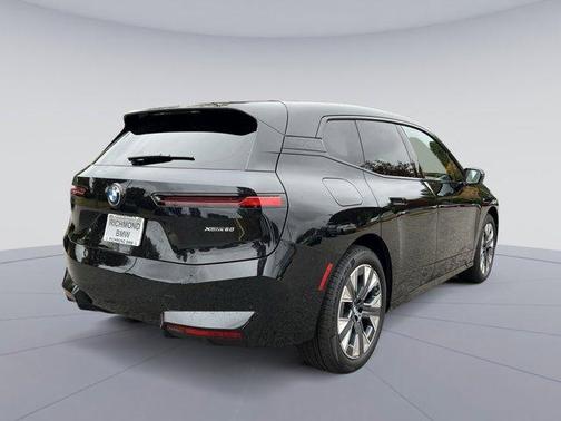 2026 BMW iX xDrive60