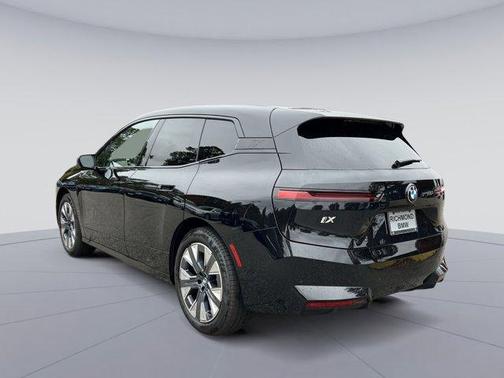 2026 BMW iX xDrive60