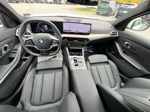2025 BMW 330 i xDrive