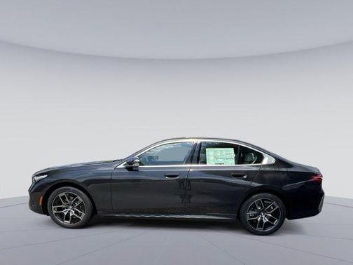 2026 BMW 530 i xDrive