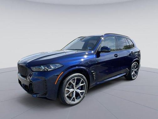 Tanzanite Blue II Metallic 2026 BMW X5 PHEV xDrive50e