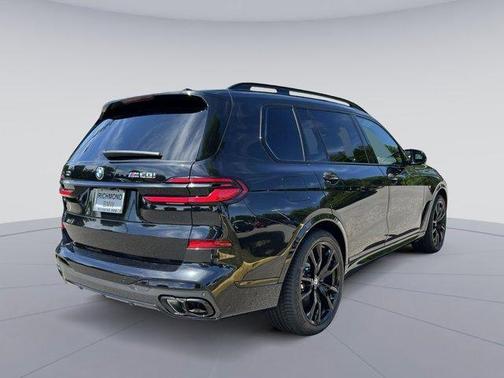 2026 BMW X7 M60i