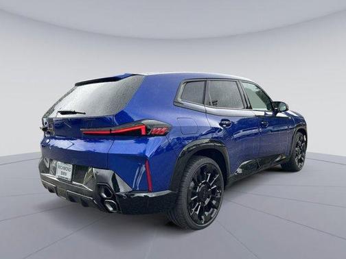 2025 BMW XM Base