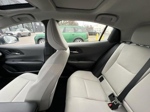 2024 Toyota Prius LE