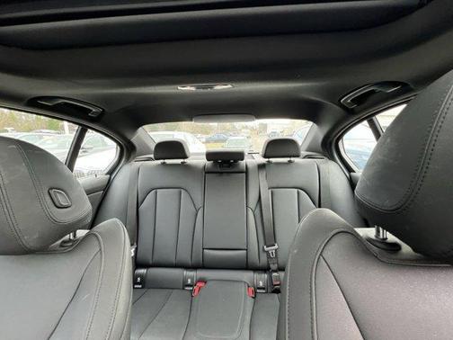 2021 BMW 330e xDrive