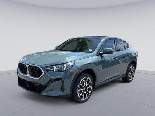 2025 BMW X2 xDrive28i