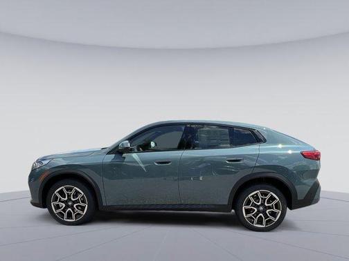 2025 BMW X2 xDrive28i