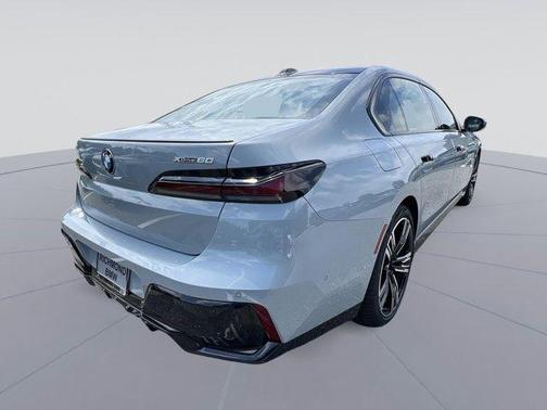 Gray Metallic 2026 BMW i7 XDrive60