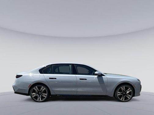 2025 BMW i7 eDrive50