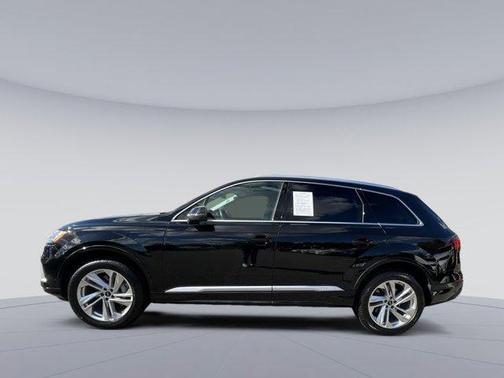 2022 Audi Q7 55 Premium Plus