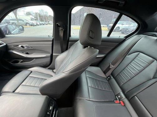 2021 BMW 330e xDrive