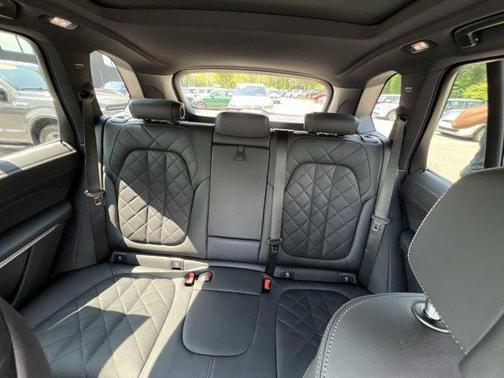2025 BMW X5 sDrive40i