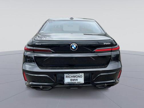 Black Sapphire Metallic 2024 BMW 760 760i xDrive